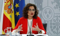 María Jesús Montero, la ministra que reparte millones, cobrará 6.238 euros brutos más trienios y 3.920 euros libres de impuestos en junio