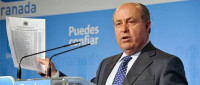 El alcalde de Granada lleva 34 años cobrando sueldos públicos