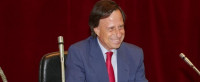 García de Vinuesa y David Pérez, dos alcaldes con tres ingresos públicos