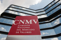 Un consejero de la CNMV que no sea funcionario puede cobrar más de 535.000 euros brutos por un mandato de cuatro años