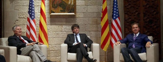 Puigdemont embajadas catalanas Sueldos Públicos