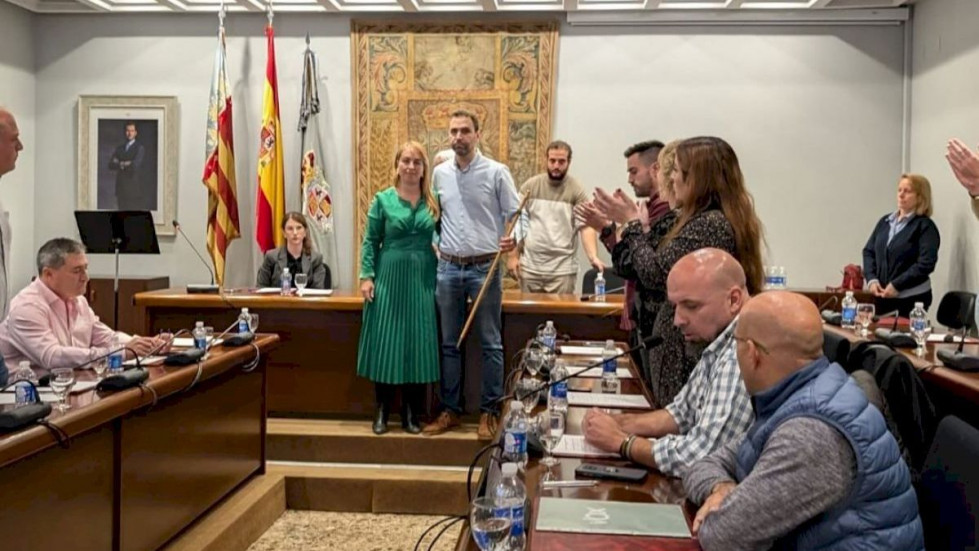 Requena moción censura